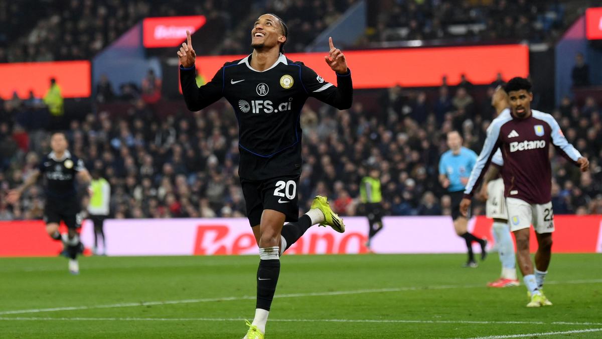 प्रीमियर लीग: मैन सिटी के पिछड़ते ही आर्सेनल ने नियंत्रण हासिल कर लिया; चेल्सी ने विला को हराया और मैन यूनाइटेड हार गया, शीर्ष 5 की दौड़ कड़ी हो गई