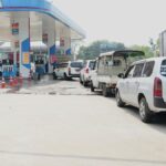 म्यांमार सरकार ने पश्चिम एशिया में शिपिंग व्यवधानों को जिम्मेदार ठहराते हुए निजी वाहनों के लिए ईंधन की आपूर्ति बंद कर दी है