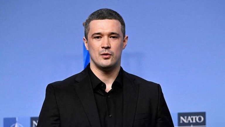 यूक्रेन के रक्षा मंत्री मायखाइलो फेडोरोव: रूस के खिलाफ एक ‘क्रांतिकारी’ और बेखौफ युद्ध रणनीति