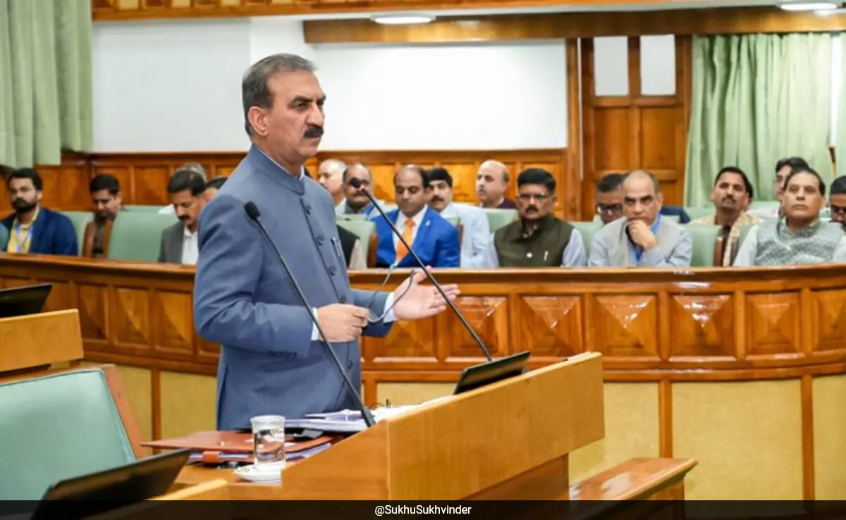 राज्य पर कर्ज के कारण हिमाचल के मुख्यमंत्री, मंत्रिपरिषद के वेतन में देरी