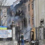 रूस ने अपने वसंत आक्रमण की शुरुआत का संकेत देते हुए यूक्रेन पर लगभग 400 ड्रोन दागे हैं