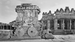 रोशनी और पत्थर में हम्पी | ऐतिहासिक प्रकाशन 'सिटी ऑफ विक्ट्री' को एक नया संस्करण मिला