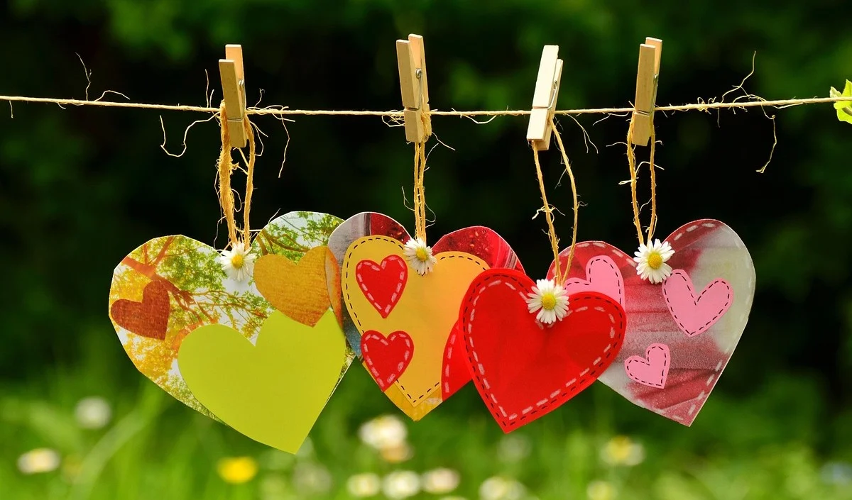 16 अप्रैल 2026 का प्रेम राशिफल | आज का लव राशिफल 16 अप्रैल 2026 | प्रेमियों के लिए कैसा रहेगा आज का दिन?