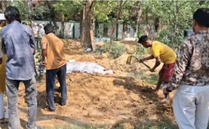 किशोरी, प्रेमी ने की मां की हत्या वह अपने मृत पिता की नौकरी 45 लाख रुपये में चाहता था