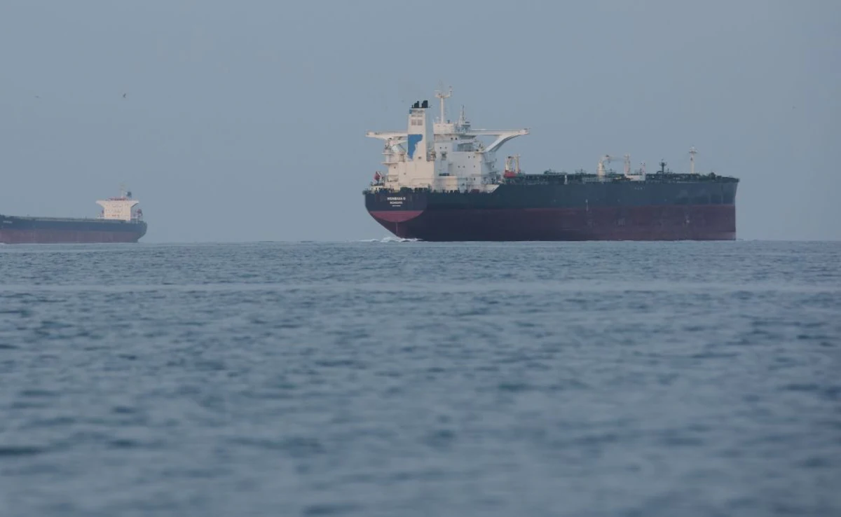 केंद्र का कहना है कि ईरान द्वारा जब्त किए गए विमान के चालक दल में से एक भारतीय नाविक सुरक्षित है