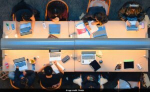 ट्यूशन से लेकर किराये तक: कनाडा में पढ़ाई का कितना खर्च आता है?