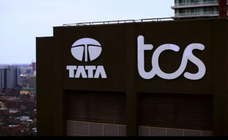 नासिक जांच के दौरान टीसीएस का कहना है कि आंतरिक चैनलों के माध्यम से "कोई शिकायत नहीं" प्राप्त हुई