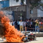 नोएडा कर्मचारियों के विरोध के बीच यूपी में 21% वेतन बढ़ोतरी, 20,000 रुपये का स्पष्टीकरण