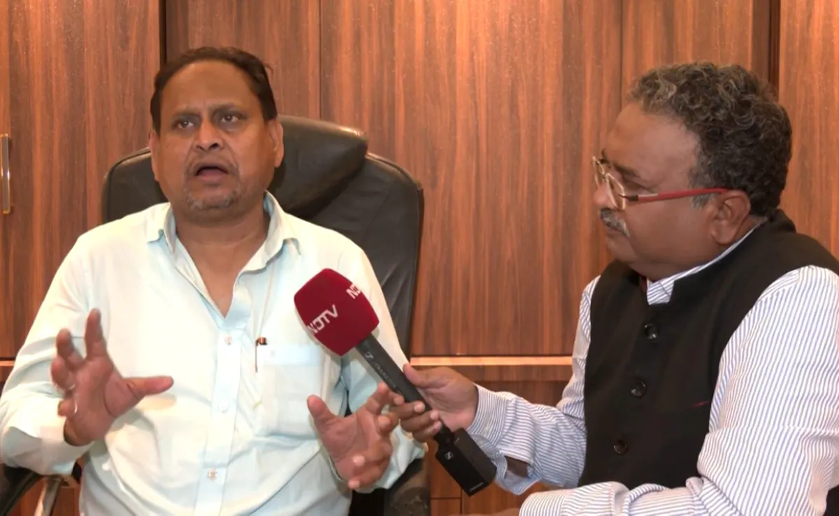 “बंगाल में बाबरी मस्जिद को कोई नहीं रोक सकता”: हुमायूं कबीर ने एनडीटीवी से कहा