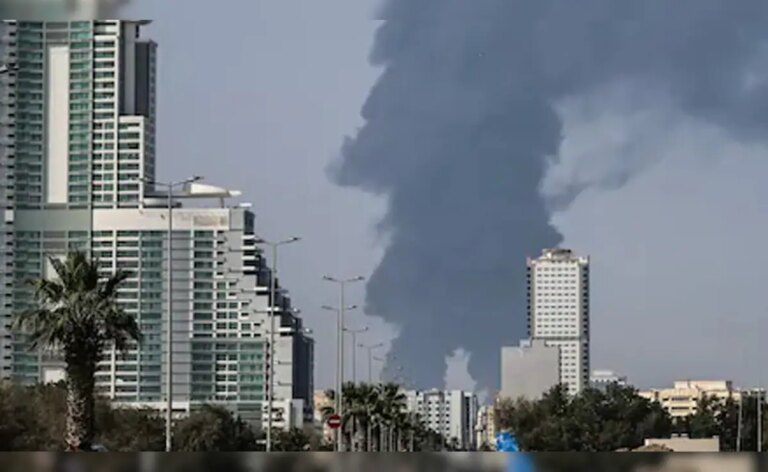 राय | 450 मिसाइलें, 2,000 ड्रोन हमले बाद में, संयुक्त अरब अमीरात अभी भी ईरान से क्यों नहीं लड़ रहा है?