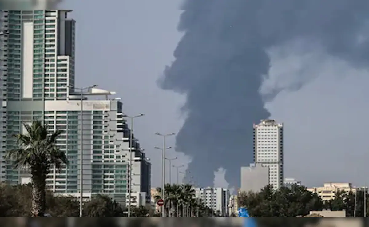 राय | 450 मिसाइलें, 2,000 ड्रोन हमले बाद में, संयुक्त अरब अमीरात अभी भी ईरान से क्यों नहीं लड़ रहा है?