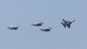 ईरान के साथ बढ़ते युद्ध तनाव के बीच, पाकिस्तान ने सऊदी अरब में एक जेट स्क्वाड्रन और हजारों सैनिकों को तैनात किया