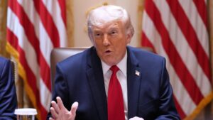 ईरान के साथ समझौते पर 'अंतिम निर्णय' लेने के लिए ट्रंप व्हाइट हाउस में उच्च स्तरीय वार्ता करेंगे