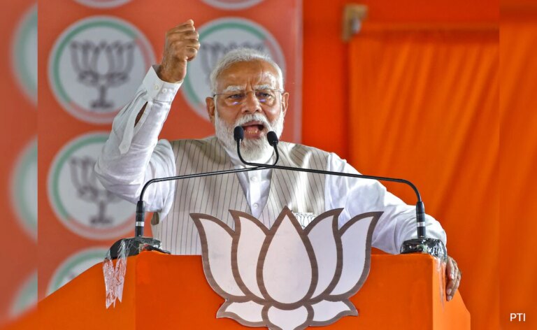 एनडीए सरकार के शपथ ग्रहण समारोह के लिए पीएम मोदी समेत अन्य गणमान्य लोग गुवाहाटी पहुंचे