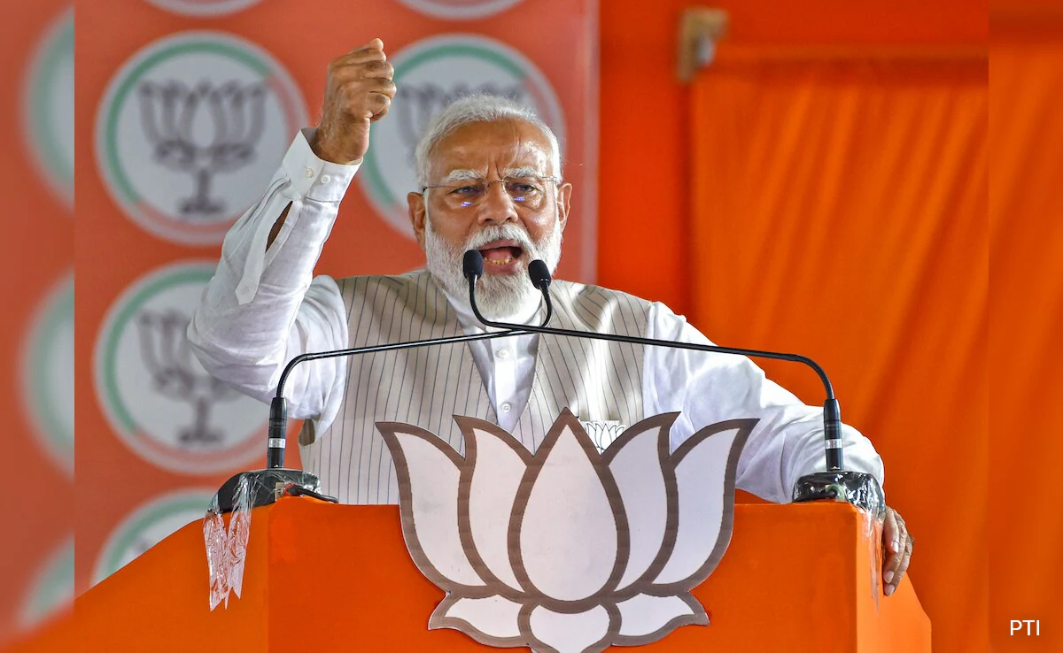 एनडीए सरकार के शपथ ग्रहण समारोह के लिए पीएम मोदी समेत अन्य गणमान्य लोग गुवाहाटी पहुंचे