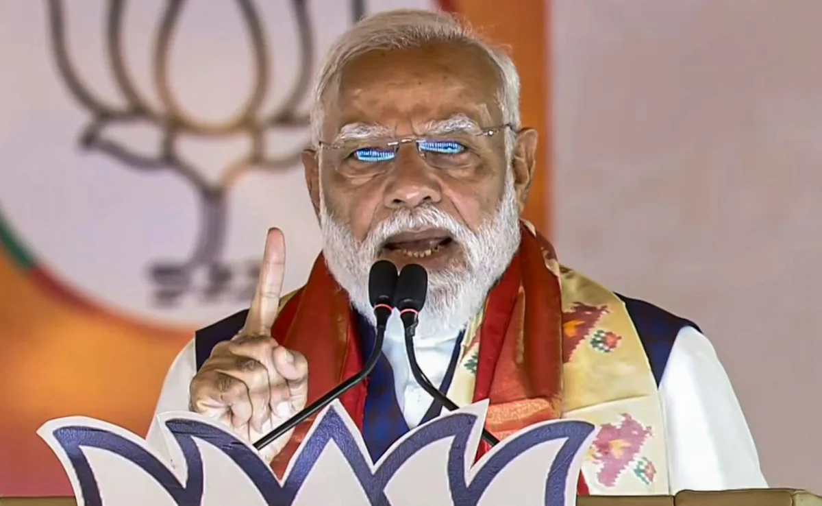 केरल फैसले पर पीएम मोदी ने कांग्रेस पर ‘अपने ही नेताओं की पीठ में छुरा घोंपा’