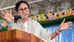 बंगाल में भारत का पुनरुद्धार? भतीजे के हमले पर ममता बनर्जी का समर्थन