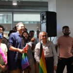 भारत की गुलाबी अर्थव्यवस्था में पैसा है. लेकिन क्वीरफ़ोबिया की कीमत 30 बिलियन डॉलर है