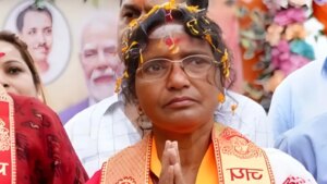 'मैंने अपनी बेटी खो दी, ममता बनर्जी ने अपनी कुर्सी खो दी': आरजी कार पीड़िता की मां
