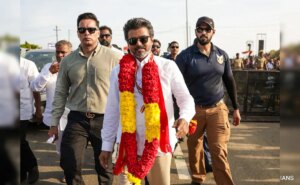 विजय ने सुपरहिट डेब्यू किया. लेकिन क्या टीवीके सरकार बनाने के लिए संख्या जोड़ सकती है?