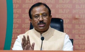वी मुरलीधरन: केरल में मार्क्सवादी गढ़ को तोड़ने वाले बीजेपी नेता