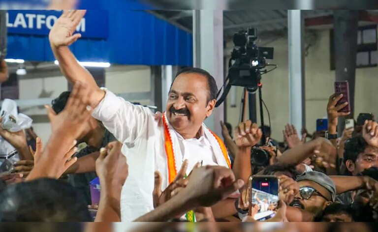 वीडी सतीसन आज केरल में 20 सदस्यीय मंत्रिमंडल के साथ शपथ लेंगे.