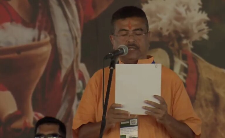 सुवेंदु अधिकारी ने बीजेपी के पहले बंगाल मुख्यमंत्री के रूप में शपथ ली