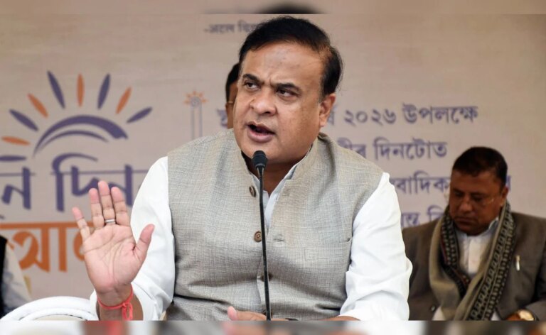 हिमंत बिस्वा सरमा ने गुवाहाटी में भारत की पहली AI-संचालित बैंक शाखा लॉन्च की