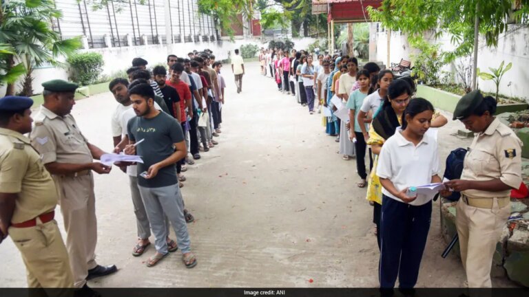NEET UG 2026 पुनः परीक्षा: NTA ने मुख्य परीक्षा के दिन के निर्देश जारी किए, यहां वह सब कुछ है जो आपको जानना आवश्यक है