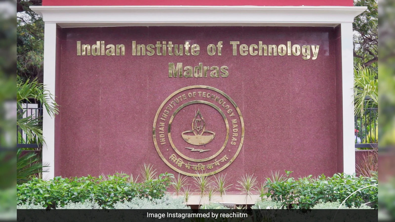 आईआईटी मद्रास की टीम भारत के सोलर कार के सपने को दक्षिण अफ्रीका ले गई