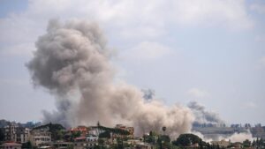 ट्रम्प द्वारा इज़राइल और हिजबुल्लाह के पतन के आह्वान के एक दिन बाद, इज़राइल ने दक्षिण लेबनान में 8 लोगों की हत्या कर दी