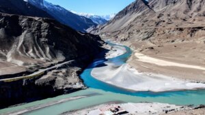 पाकिस्तान द्वारा सीमा पार आतंकवाद पर रोक लगाने तक सिंधु संधि 'निलंबित': केंद्र