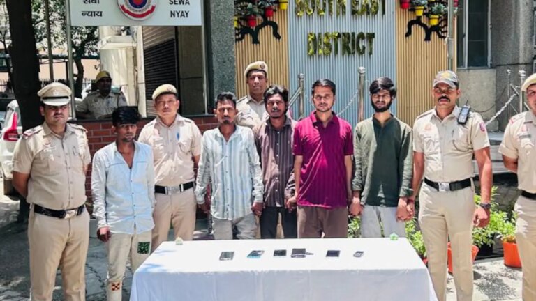 'बॉस' कंपनी के एक व्हाट्सएप टेक्स्ट की कीमत 10 करोड़ रुपये से भी ज्यादा है