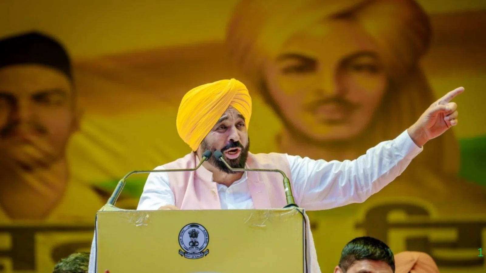 भगवंत मान वीडियो पंक्ति में कथावाचक प्रतियोगिता की लड़ाई