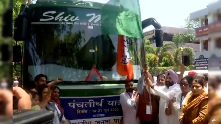भाजपा, आप ने पंजाब में मतदाताओं तक पहुंचने के लिए तीर्थयात्रा योजनाओं की ओर रुख किया