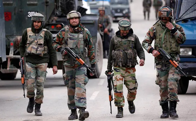 भारतीय सेना का नया यूनिफॉर्म कोड: ब्रिटिश काल के रीति-रिवाजों पर रोक, 'रॉयल' का इस्तेमाल नहीं