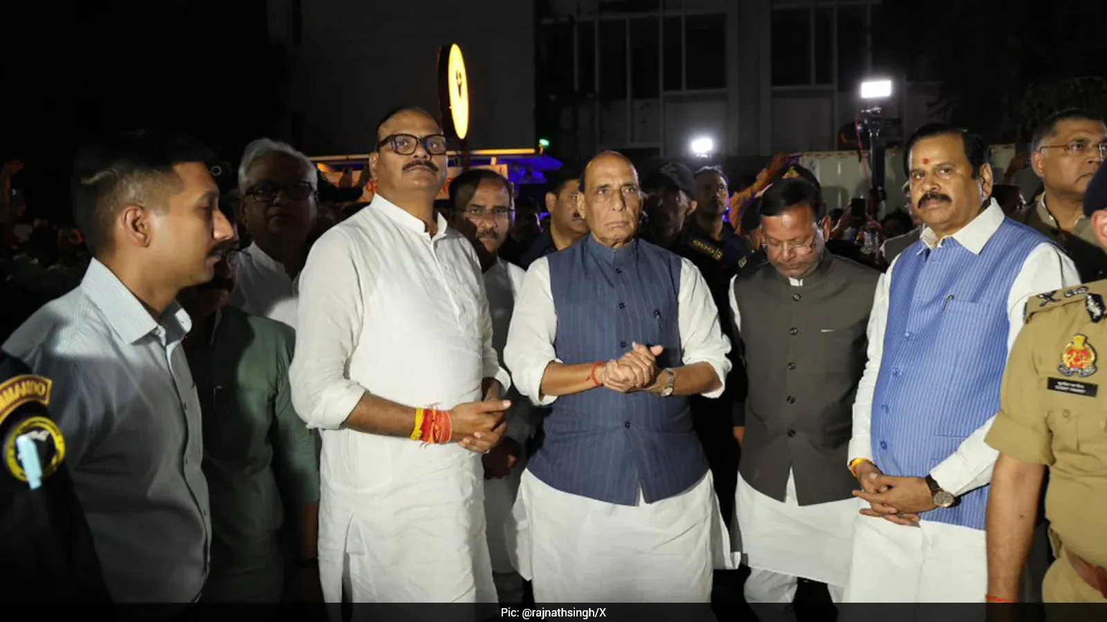 लखनऊ अग्निकांड: राजनाथ सिंह ने कहा, ‘जिम्मेदारी तय की जाएगी’