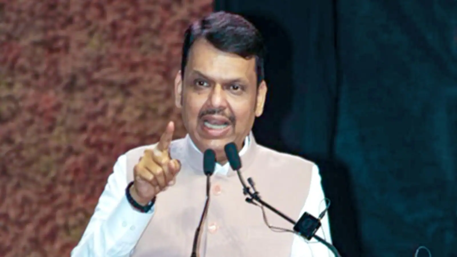 ‘लड़की बहिन’ योजना नहीं हटाएंगे, 1.7 करोड़ महिलाओं को मिलेगा फायदा: डी. फड़नवीस