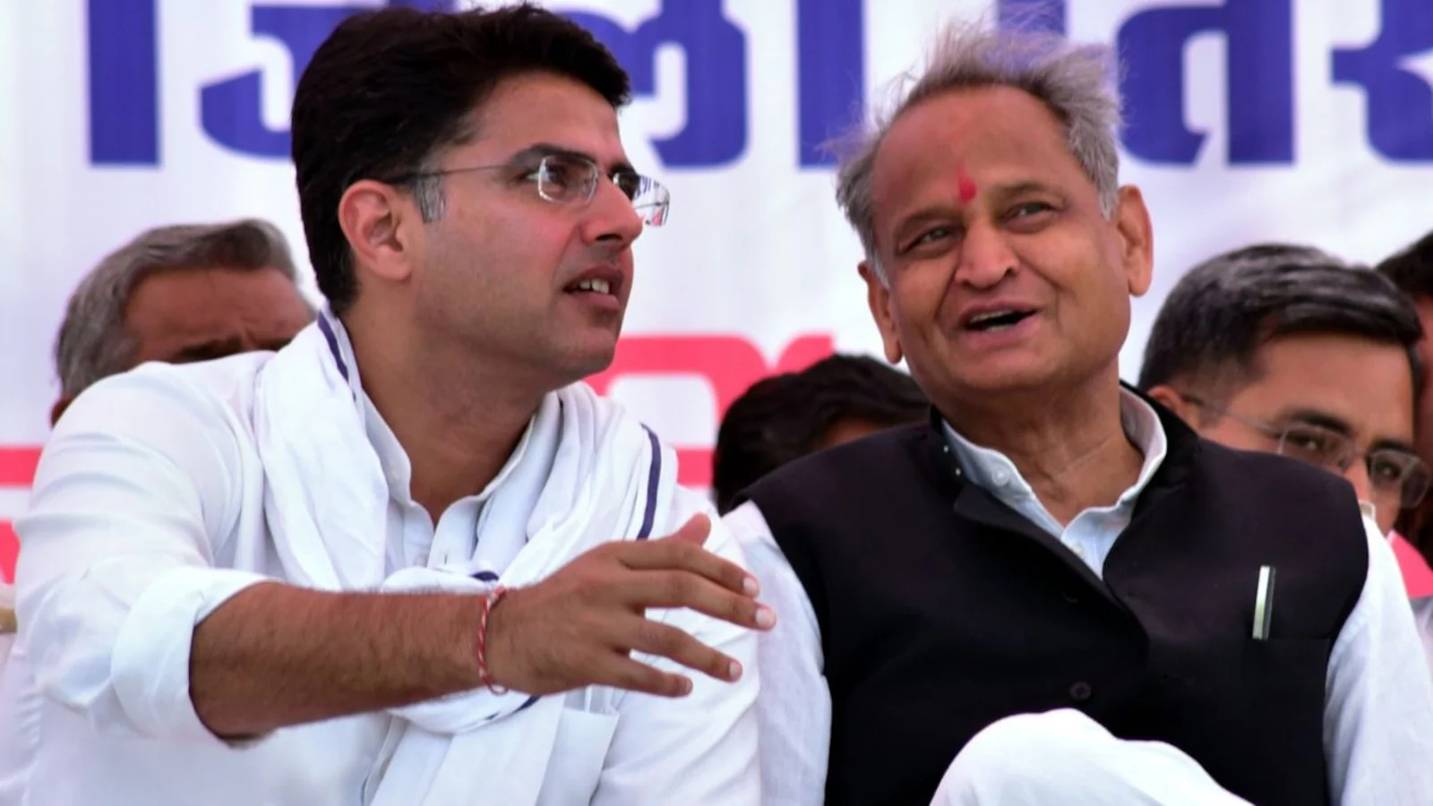 सचिन पायलट बनाम अशोक गहलोत, राउंड 2: राजस्थान कांग्रेस में कथा के लिए लड़ाई