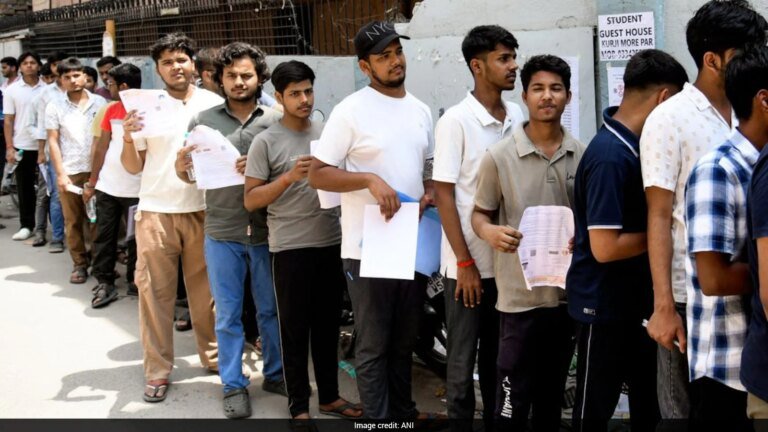 सीबीएसई पुनर्मूल्यांकन परिणाम कब अपेक्षित हैं? क्या आईआईटी अभ्यर्थियों को मिलेगी काउंसलिंग से राहत?