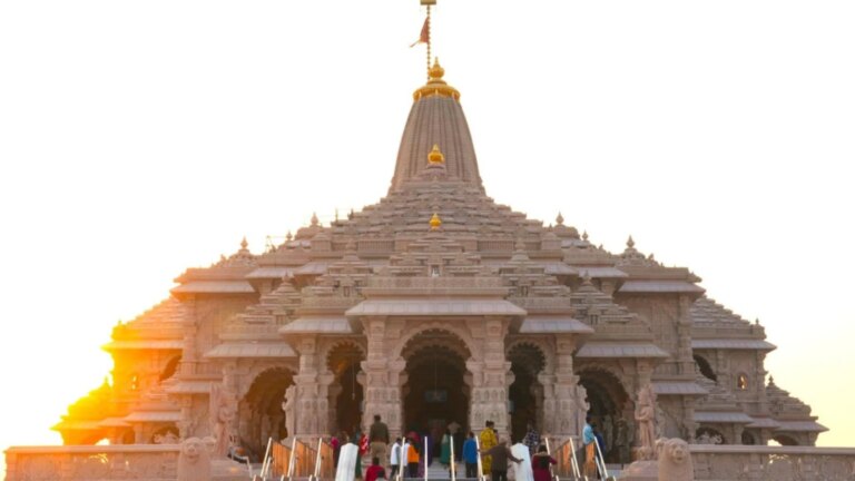 सीसीटीवी कैमरे से कवर, शौचालय में छिपाई गई नकदी: राम मंदिर डकैती की अंदरूनी कहानी
