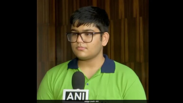 NEET UG 2026 परिणाम: "दूसरी रैंक भी पहली जितनी ही अच्छी है," पंशुल बंसल कहते हैं