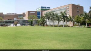 NEET UG काउंसलिंग जल्द ही शुरू होगी, NIRF रैंकिंग के आधार पर शीर्ष 50 मेडिकल कॉलेजों की जाँच करें