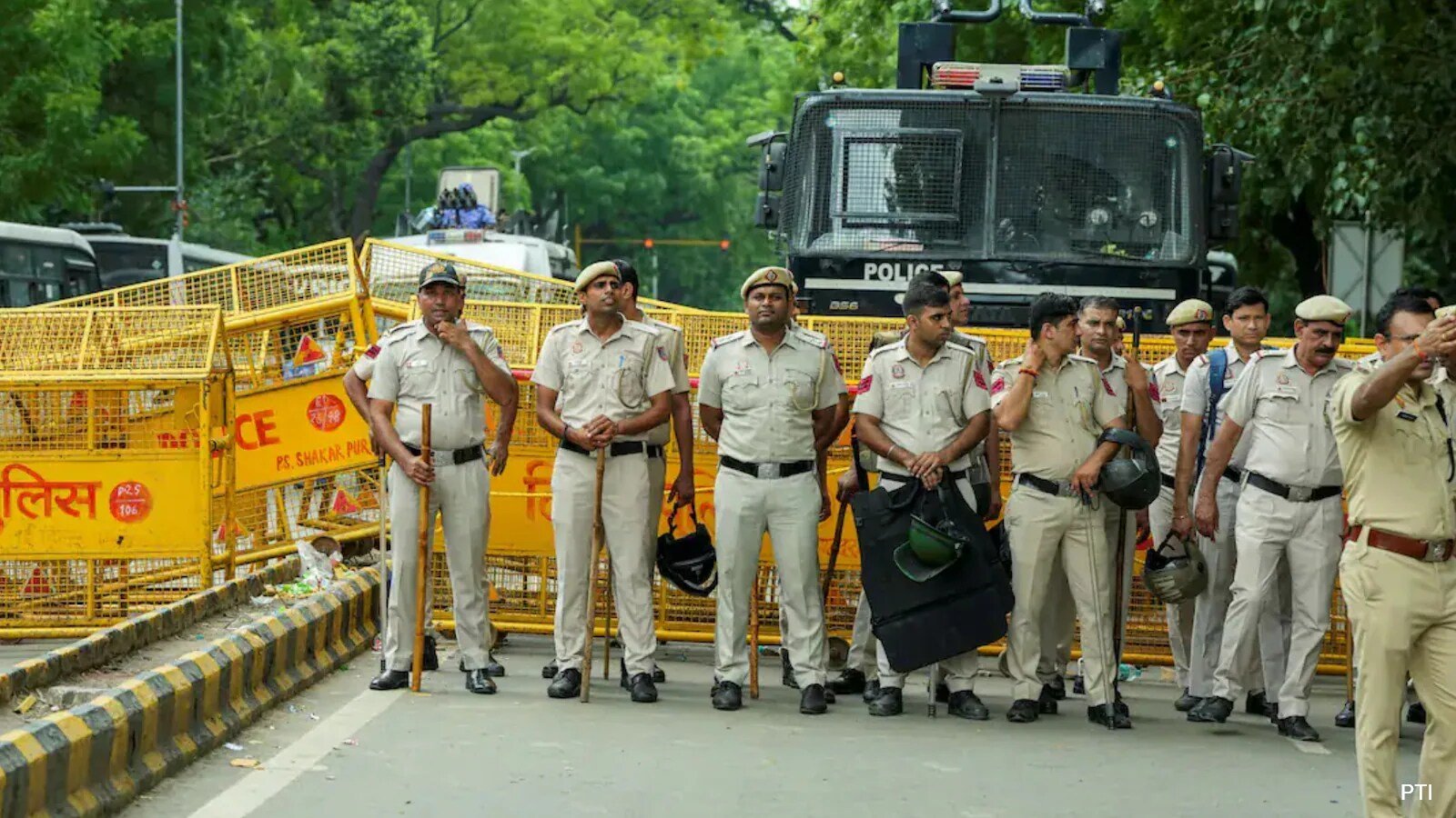 NEET विरोध के बाद पीएम मोदी पर निशाना साधने वाले पोस्ट पर दिल्ली पुलिस ने कार्रवाई की