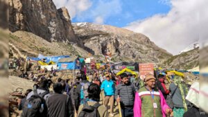अमरनाथ का बर्फ़ीला लिंग पहले की तुलना में तेज़ी से क्यों पिघल रहा है?