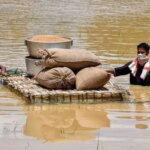 असम में बाढ़ के बिगड़ते हालात से 24 घंटे में 21 की मौत