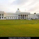 आईआईटी रूड़की ने छात्रों को "राजनीतिक आंदोलन" के खिलाफ चेतावनी दी है। फिर एक स्पष्टीकरण