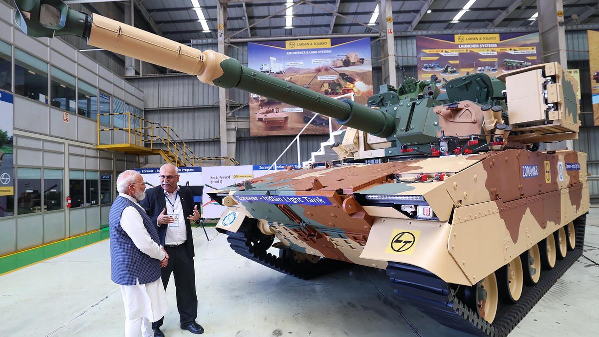 आधुनिक युद्ध में टैंक अभी भी महत्वपूर्ण क्यों हैं?