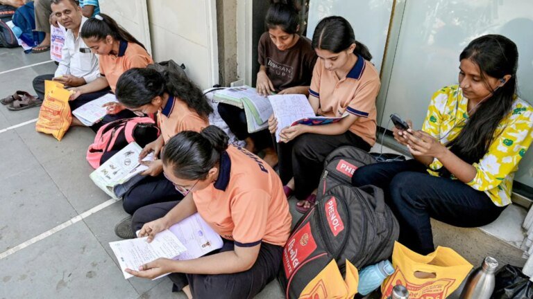 एनटीए का कहना है कि वायरल नीट पुन: परीक्षा ओएमआर एआई-जनरेटेड था, मिश्रण-अप दावे को खारिज कर दिया