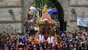 ओडिशा सरकार ने 2 मौतों की पुष्टि की, पुरी रथ यात्रा पर भगदड़ से इनकार किया